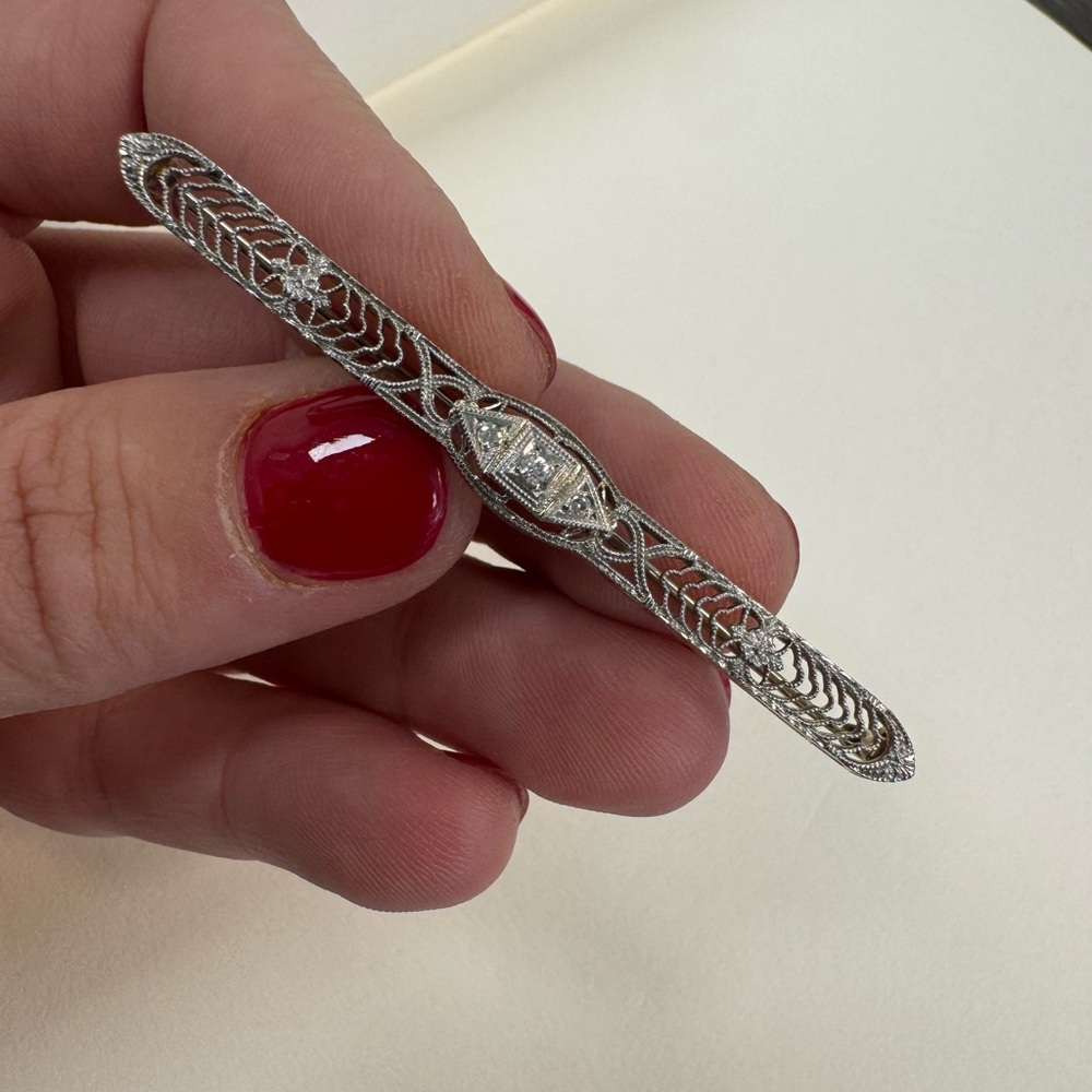 14K White Gold and Diamonds Art Deco Pin Brooch 3.7g